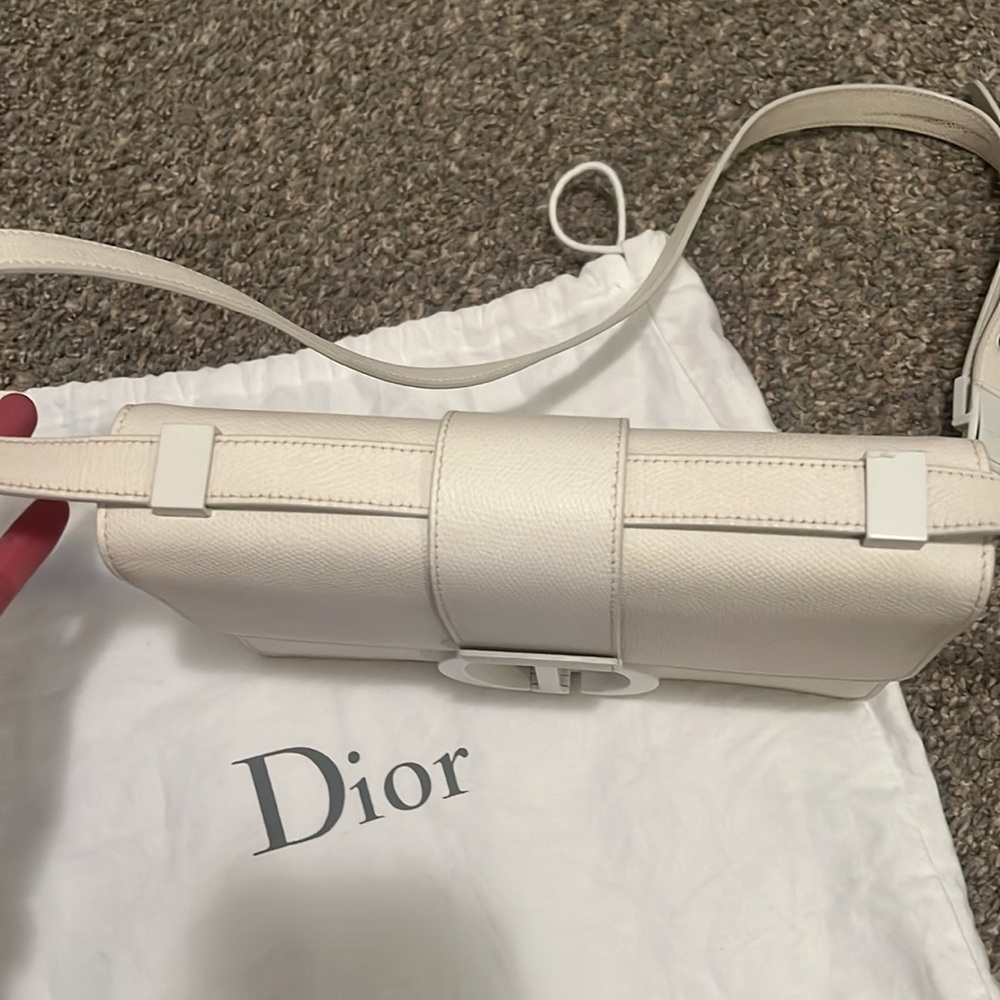 Authentic-DIOR 30 Montaigne Bag - Picture 2 of 12